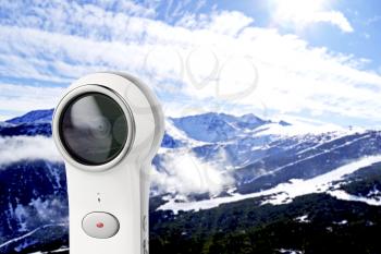 Taking photo in the mountain with 360 degree camera