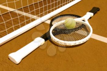 Tennis; racket; tennis clay court